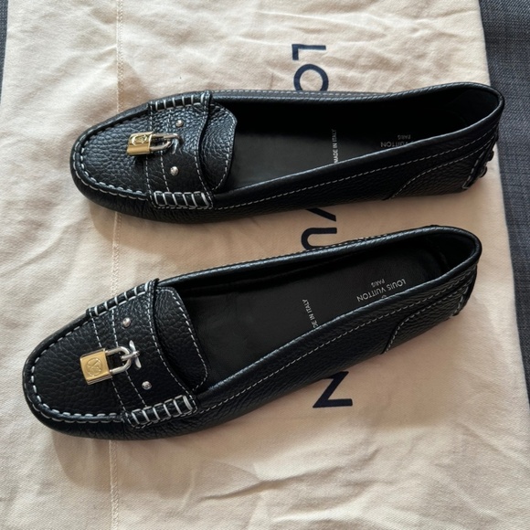 Louis Vuitton flats/ loafers - Picture 1 of 9